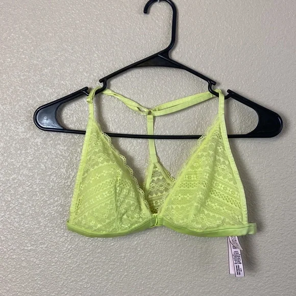 Victoria’s Secret Lace Bralette - Picture 2 of 5